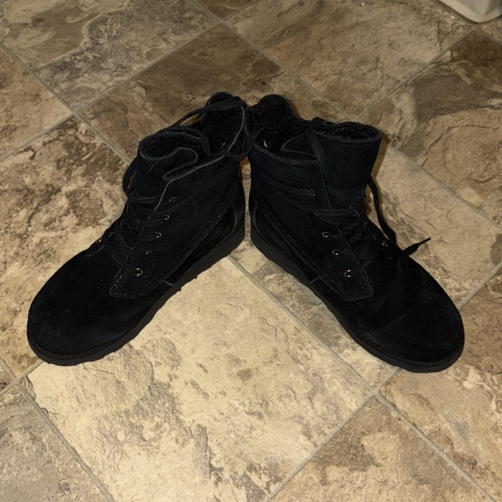 Women's Bear Paw Krista Wide Black Suede Boots